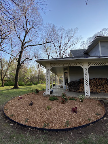 Bed Revival Landscaping