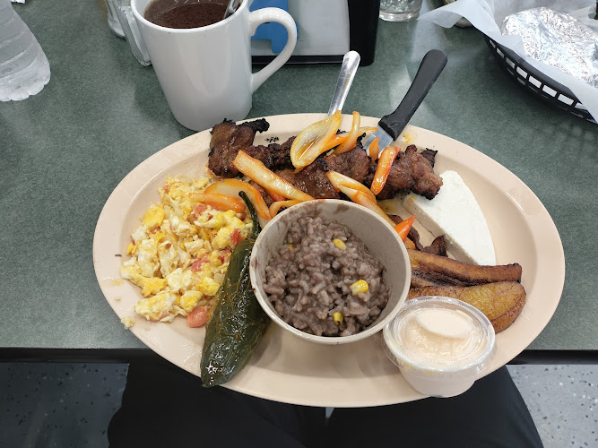 Miraflores Restaurant