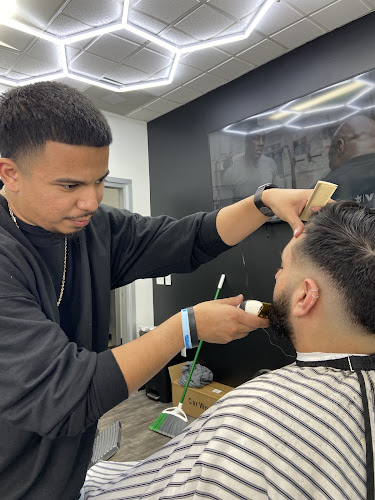 Elegance Barber Studio