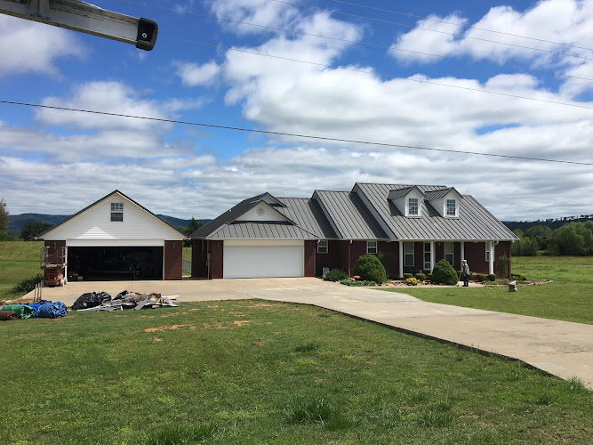 INNOVATING ROOFING & CONSTRUCTION LLC