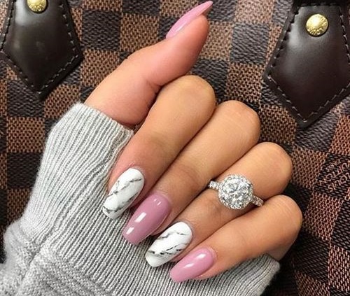 Lavish Nail Lounge