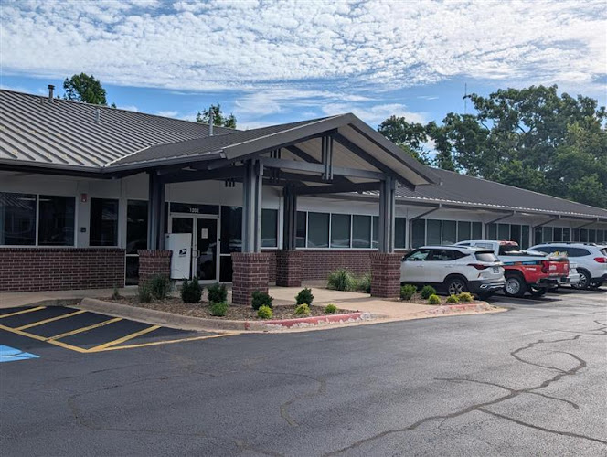 Mighty Dog Roofing of Bentonville