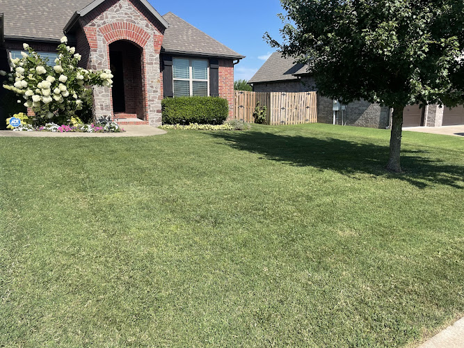 Shawโs Lawn Service