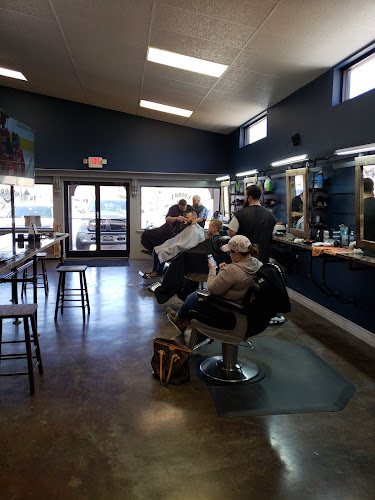 Uptown Barber Lounge